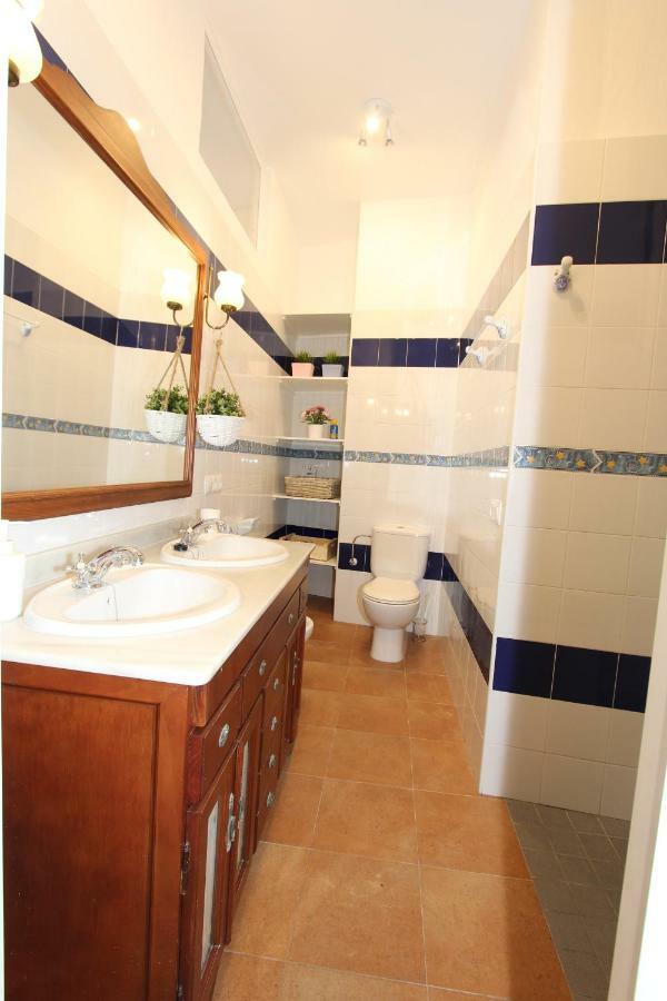 Apartamento Ollerias มาลากา ภายนอก รูปภาพ