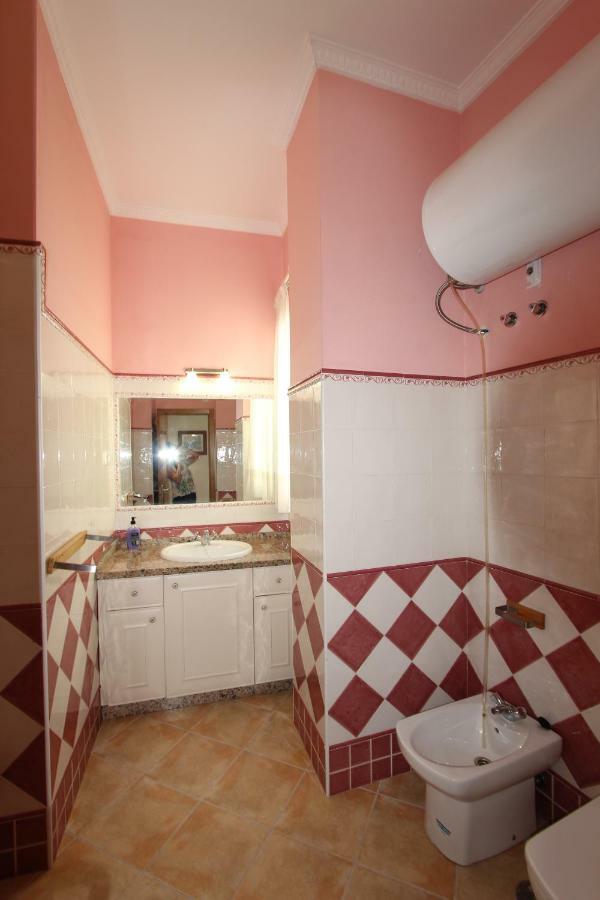 Apartamento Ollerias มาลากา ภายนอก รูปภาพ