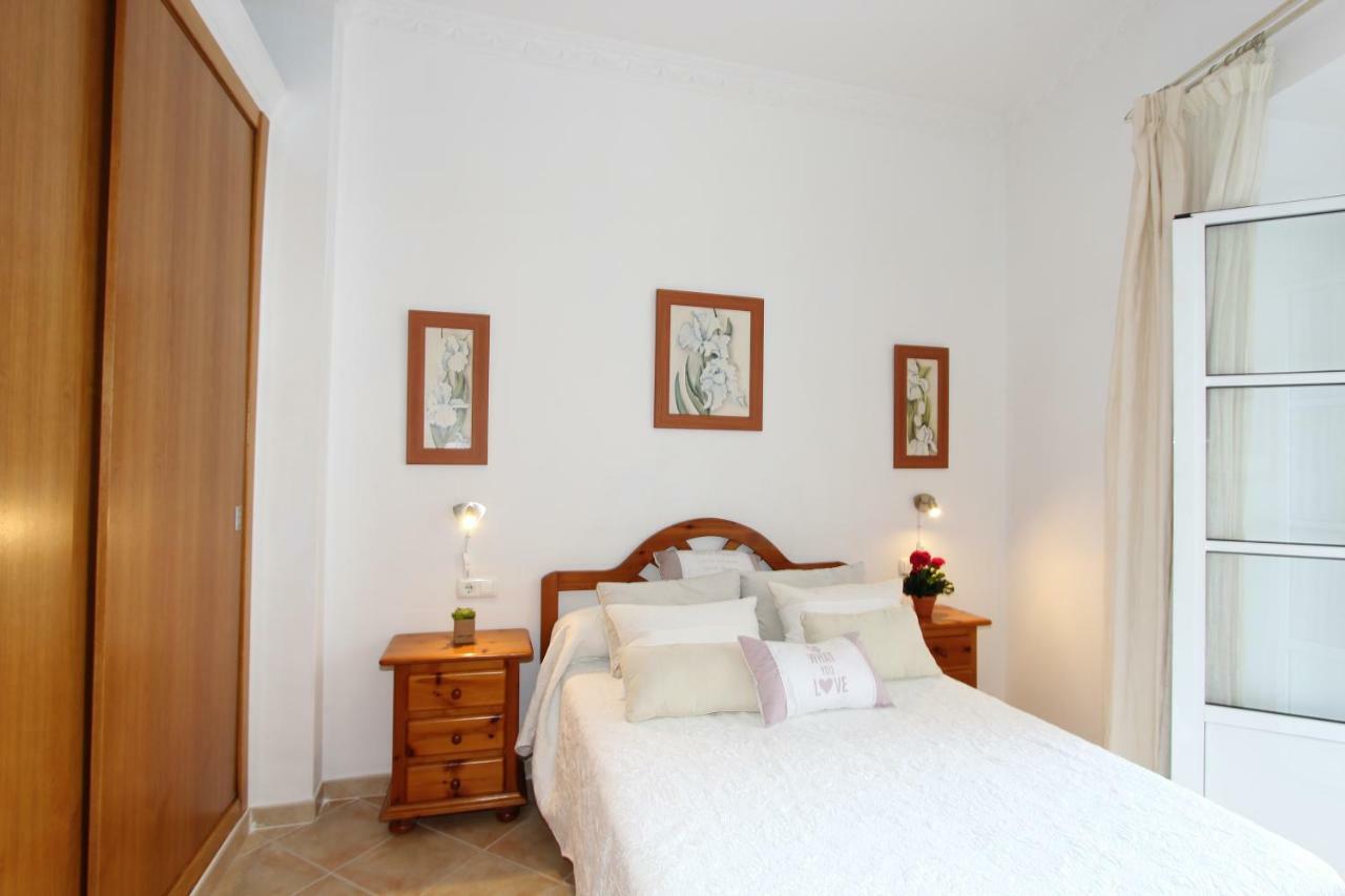Apartamento Ollerias มาลากา ภายนอก รูปภาพ