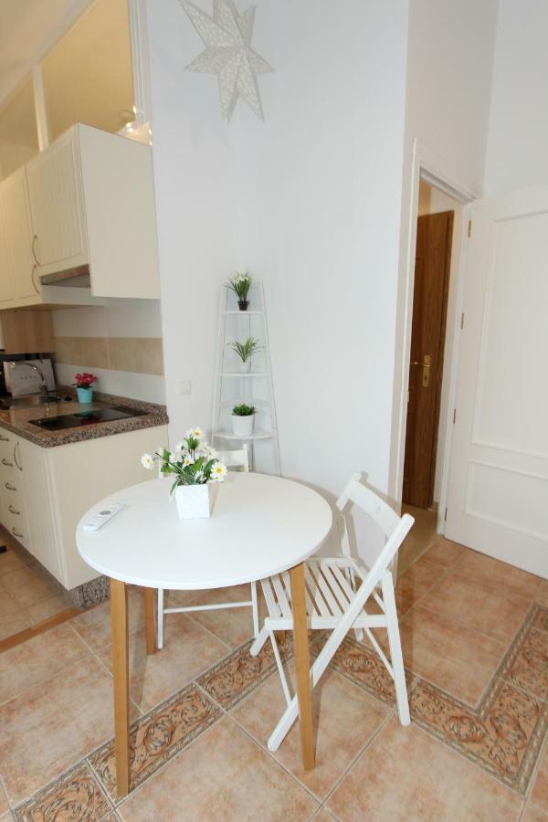 Apartamento Ollerias มาลากา ภายนอก รูปภาพ